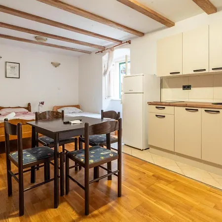 아파트 Loriana 시베니크