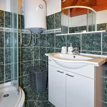 Apartment Loriana