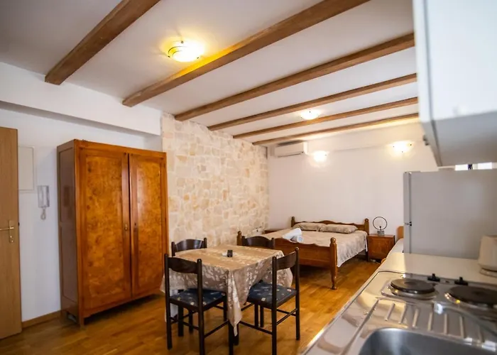 Loriana 아파트 시베니크