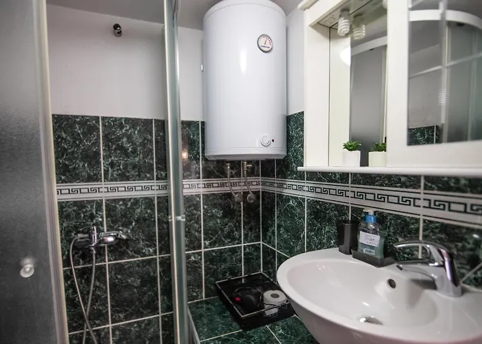 Loriana シベニク